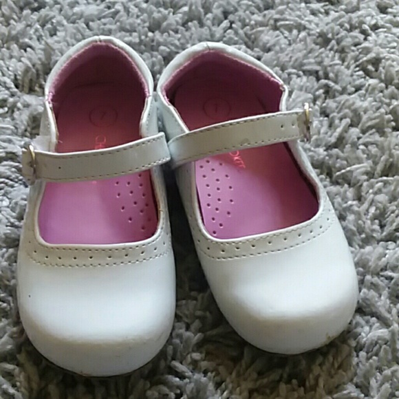 Cherokee Child Shoe White Bow on Toe NWT